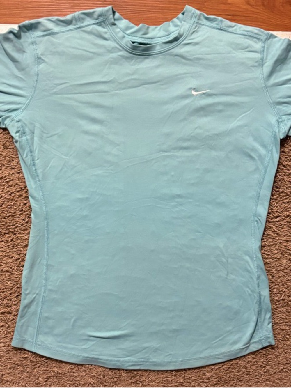 Nike Woman’s Lg Light Blue Short-Sleeve Performance Shirt Back Mesh Cut Out